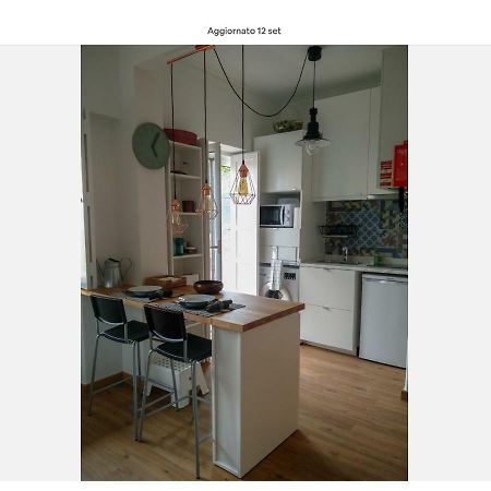 Casa Da Tia Adozinda Apartman Lisboa Kültér fotó