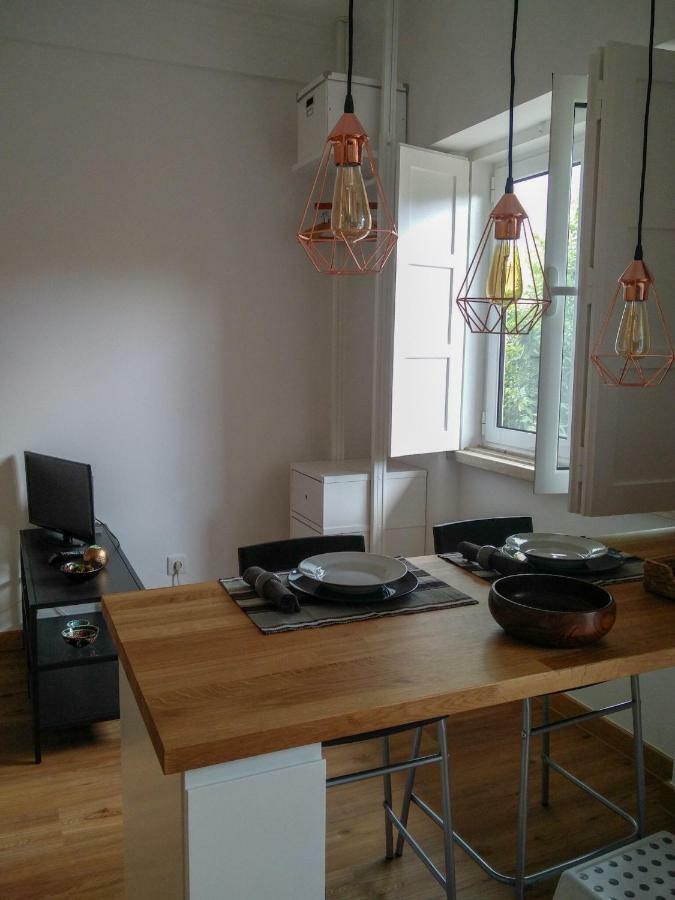 Casa Da Tia Adozinda Apartman Lisboa Kültér fotó
